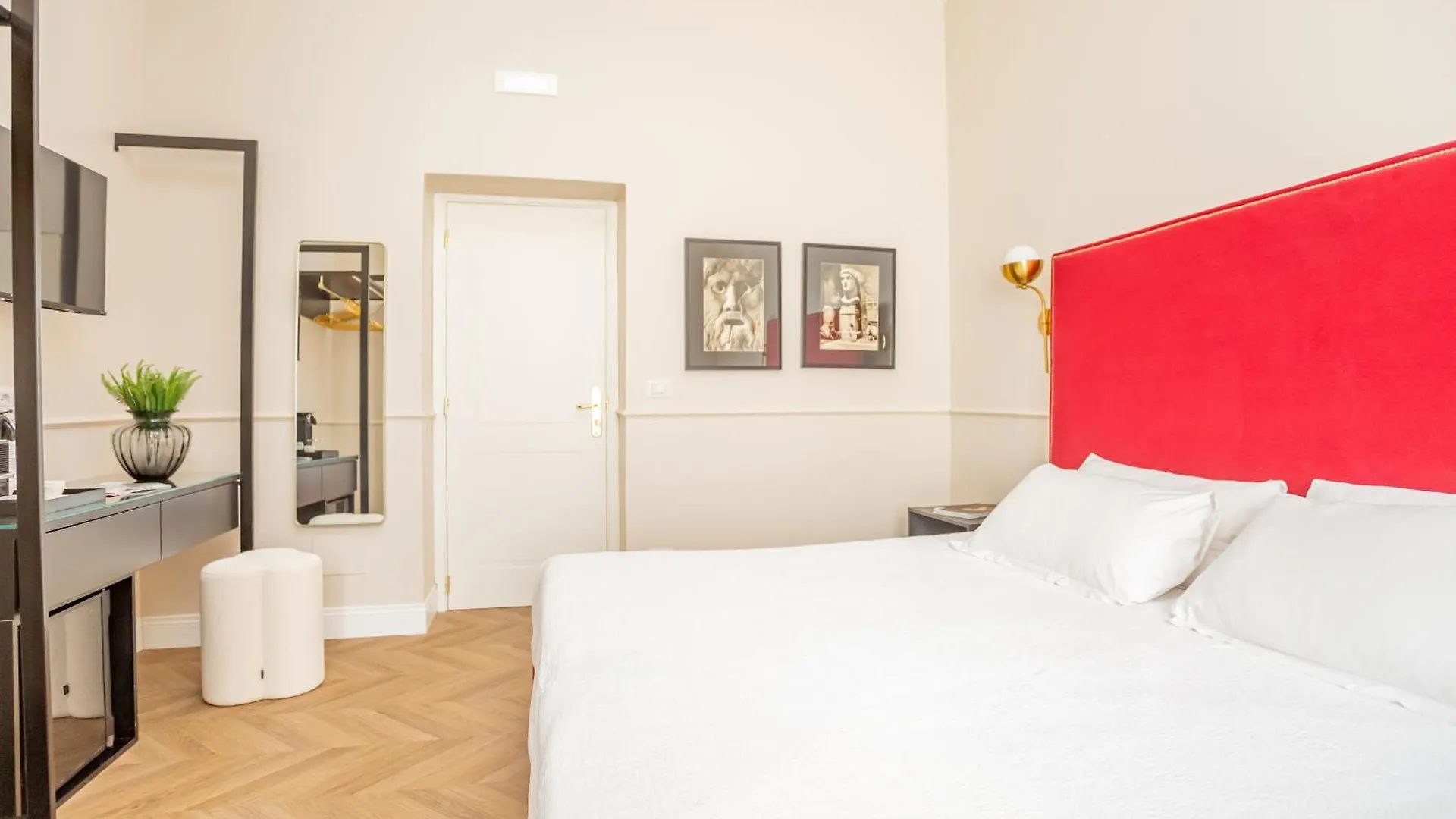 Guest house Daplace - La Mongolfiera Rooms In Navona Rome